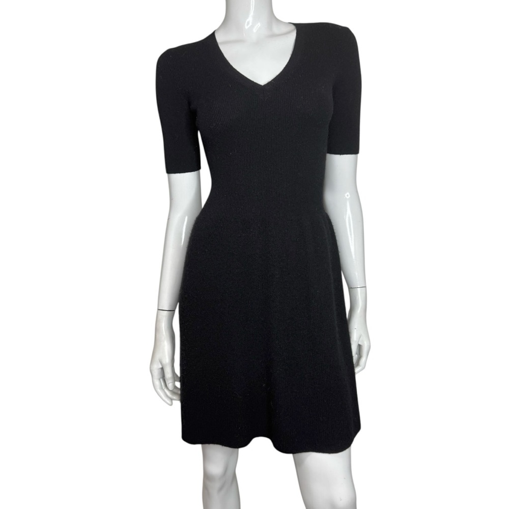 Theory Black Cashmere Mixed Rib V-Neck Flare Short Sleeve Midi Sweater Dress - Picture 4 of 9